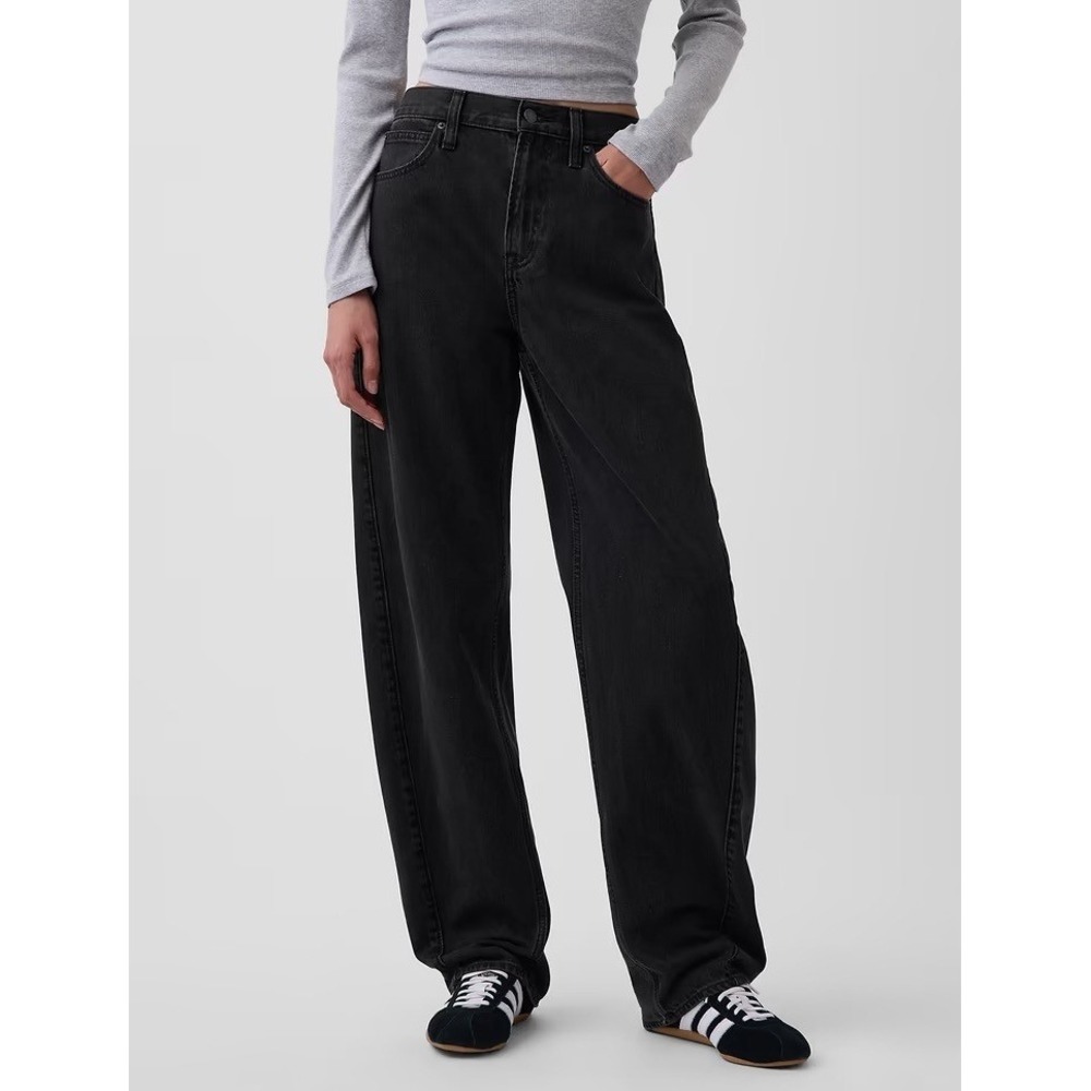 GAP High Rise Barrel Leg Black Rigid Denim Jeans Size 33 / 16 R NWT